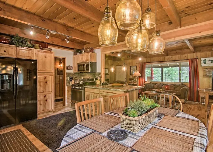 Private Tahoe Mtn Cabin Backing To The Forest!